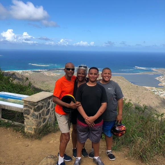 Meet your Posher, Amy - Picture 1 of 1